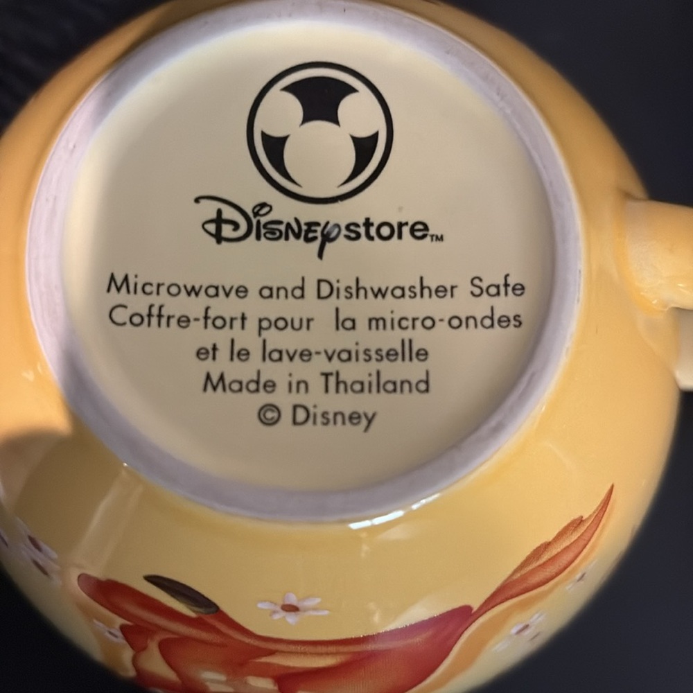 Vintage set of 2 Disney large mugs.  Bambi and Minnie. - Picture 6 of 6